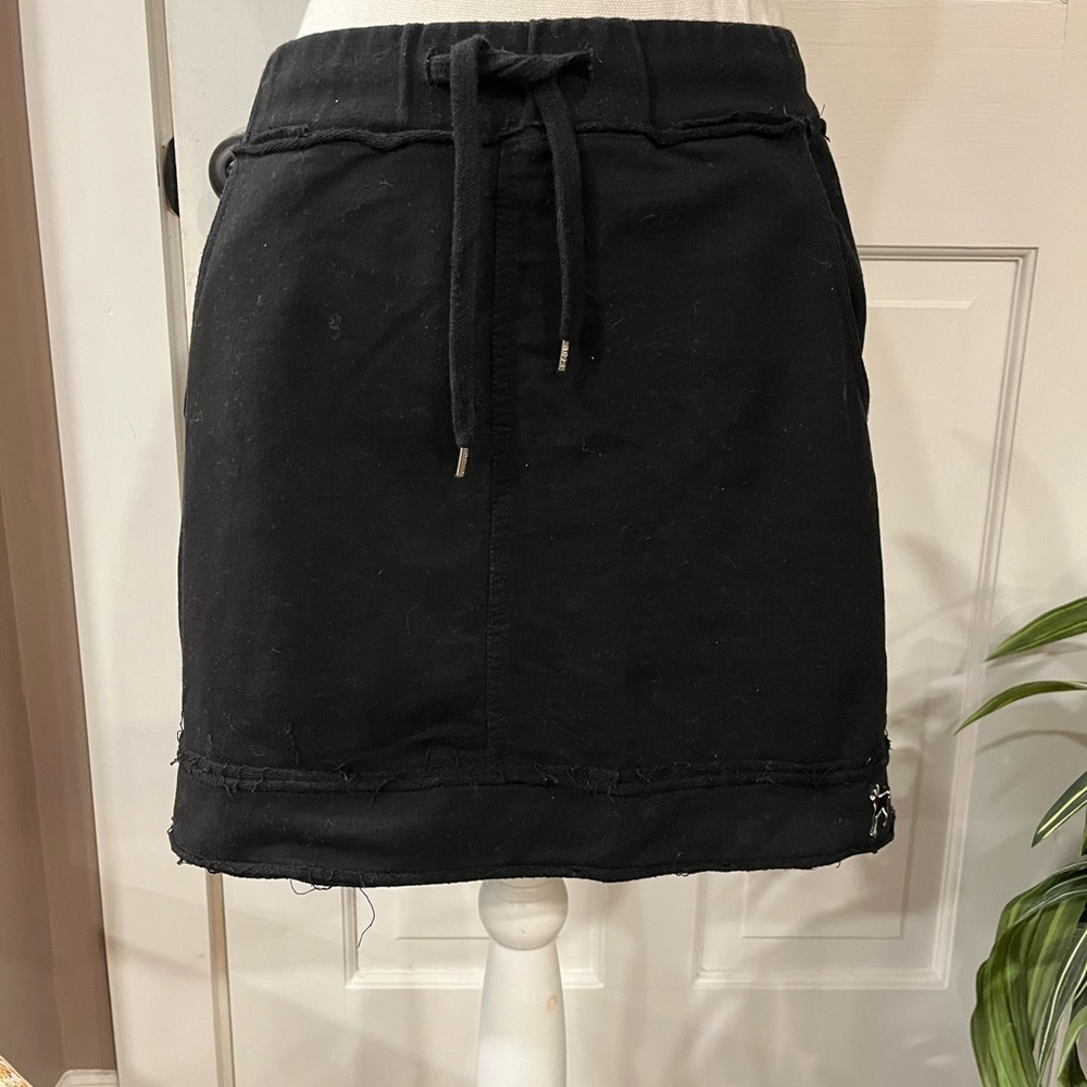 Black Dog skirt